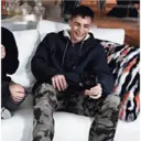 Стикер