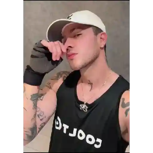 ملصق