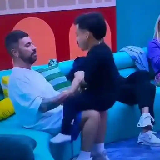 ملصق