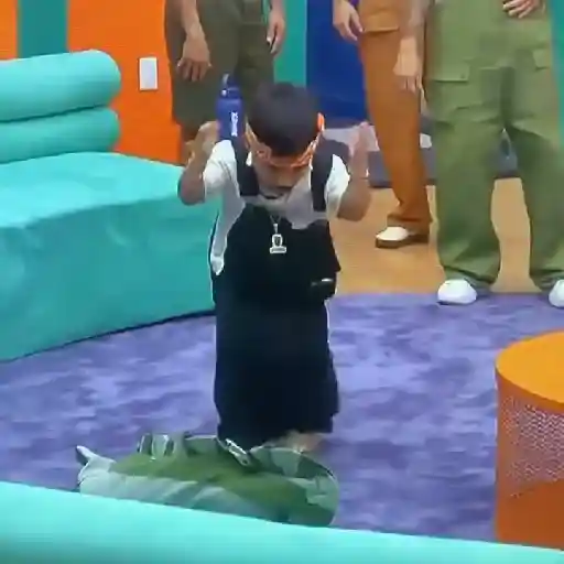 ملصق